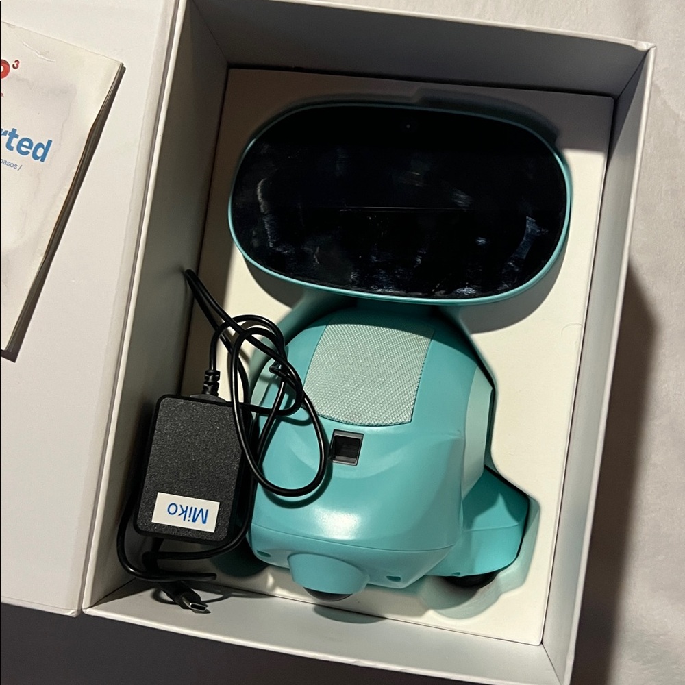 Miko 3 coding robot - Picture 8 of 9